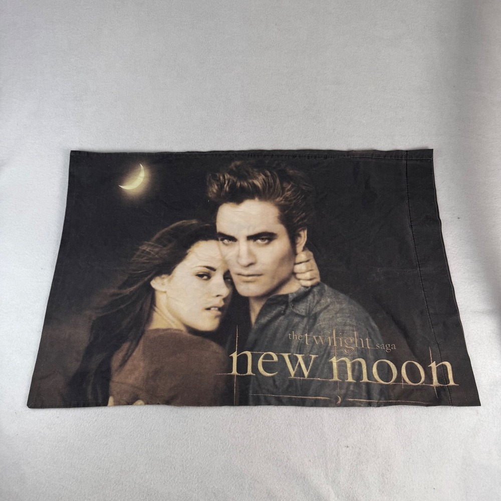 The Twilight Saga New Moon Pillowcase Edward Cullen Bella Swan Movie Promo 20x29